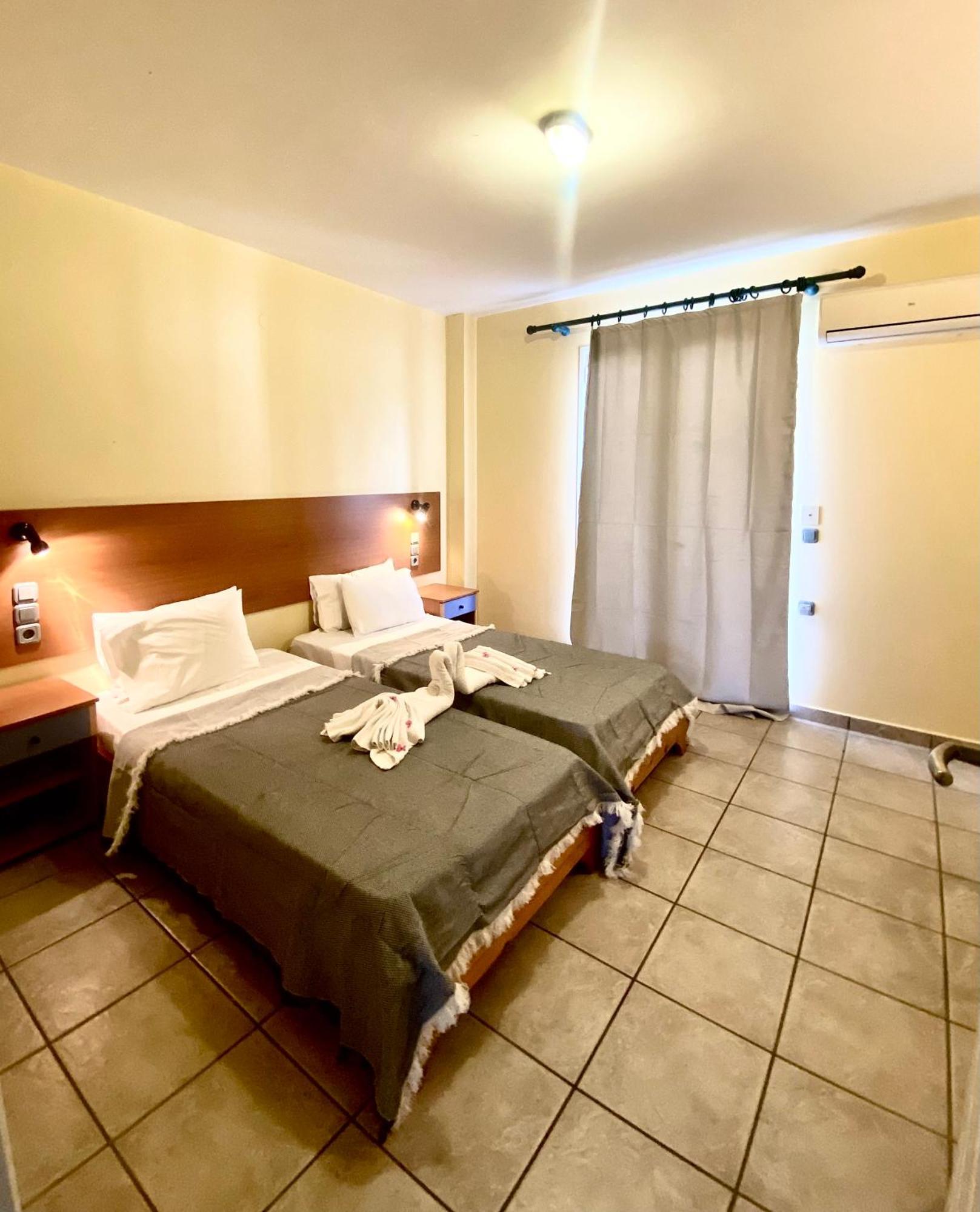 Nireas Resort Corfu อาคาราวี ภายนอก รูปภาพ