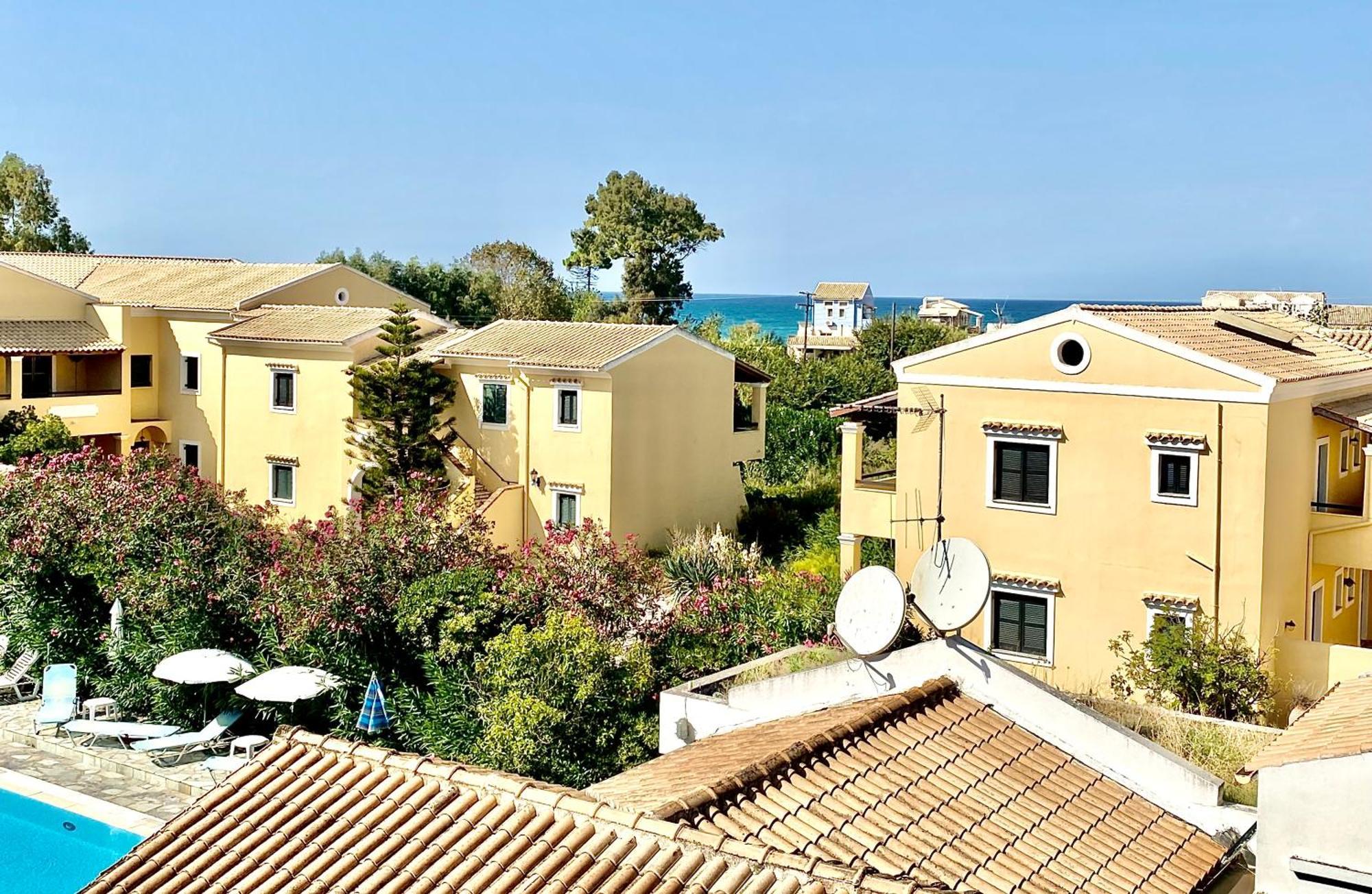 Nireas Resort Corfu อาคาราวี ภายนอก รูปภาพ