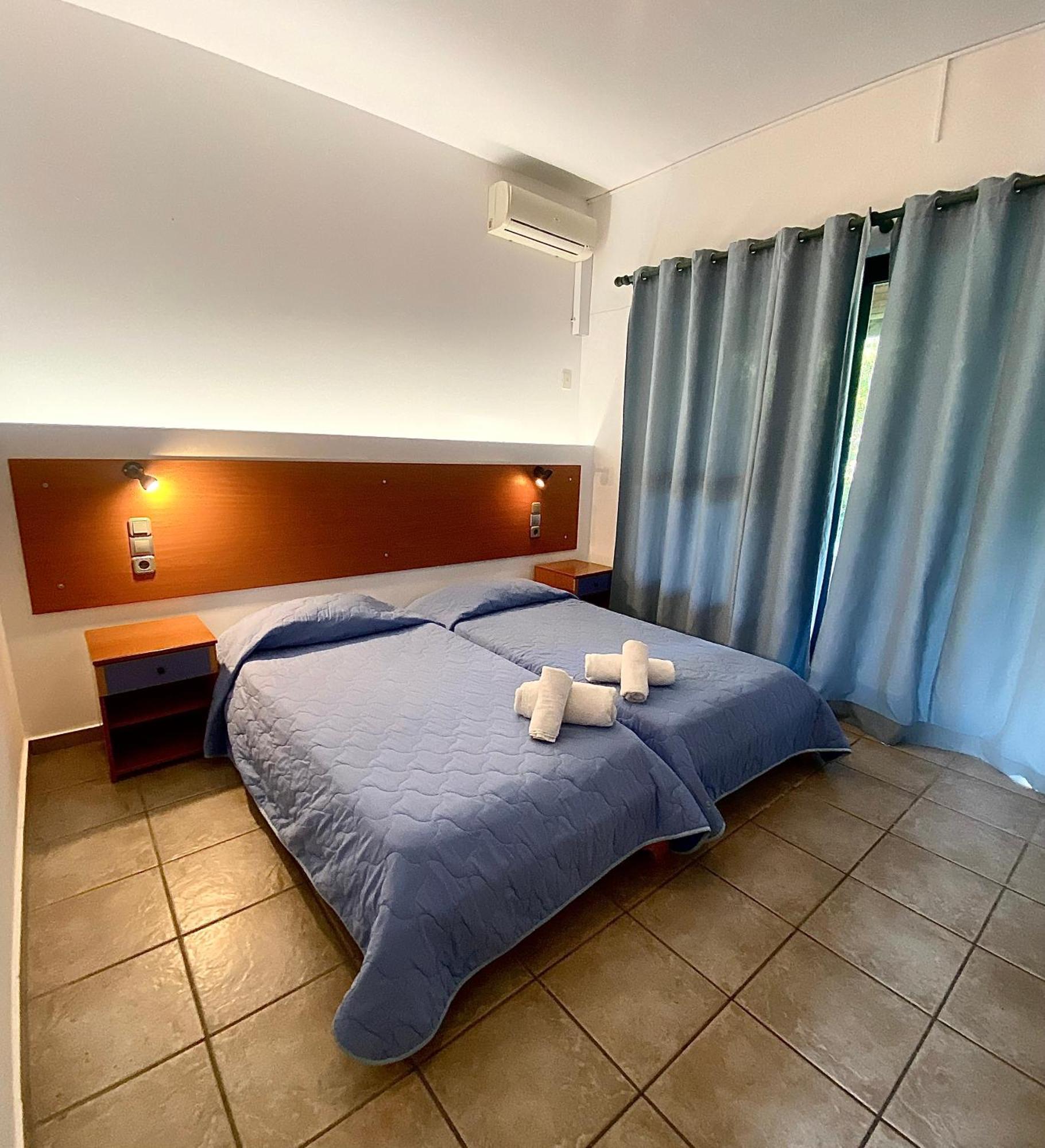 Nireas Resort Corfu อาคาราวี ภายนอก รูปภาพ