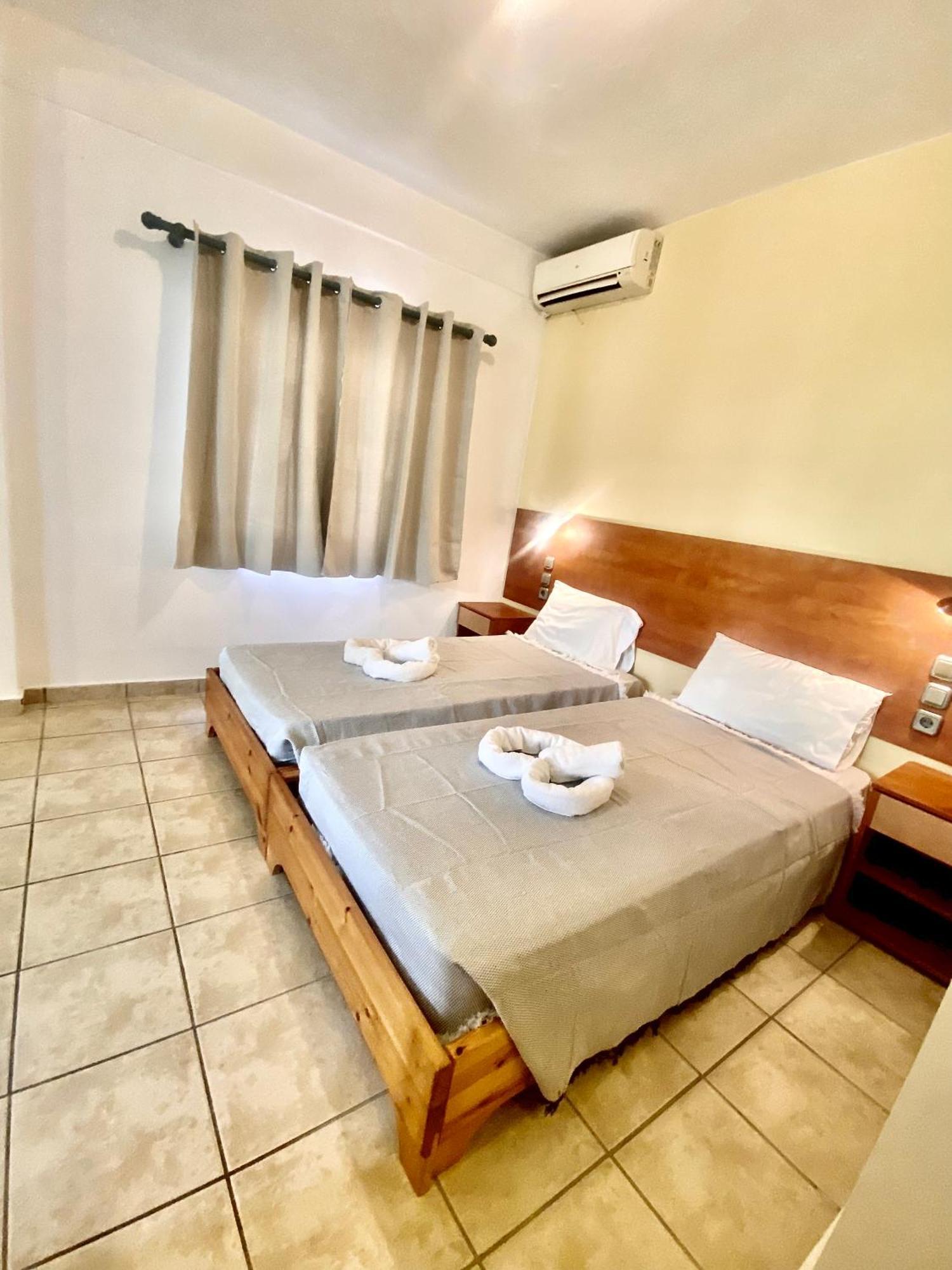 Nireas Resort Corfu อาคาราวี ภายนอก รูปภาพ